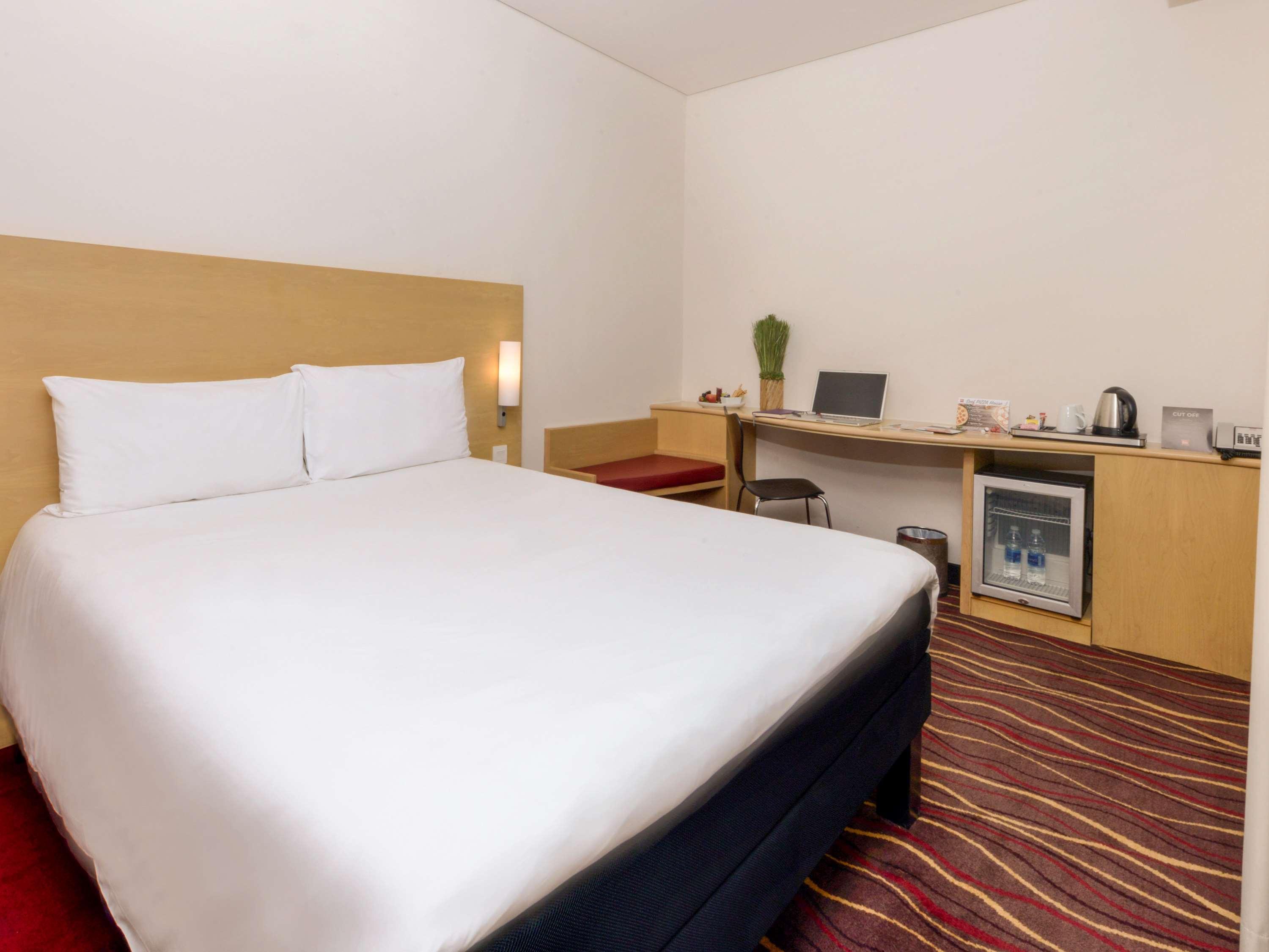 Ibis Seef Manama Luaran gambar